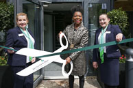 Ribbon-cutting-Flowella-Benjamin.jpg