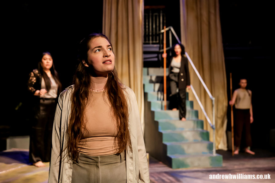 cymbeline143950.jpg